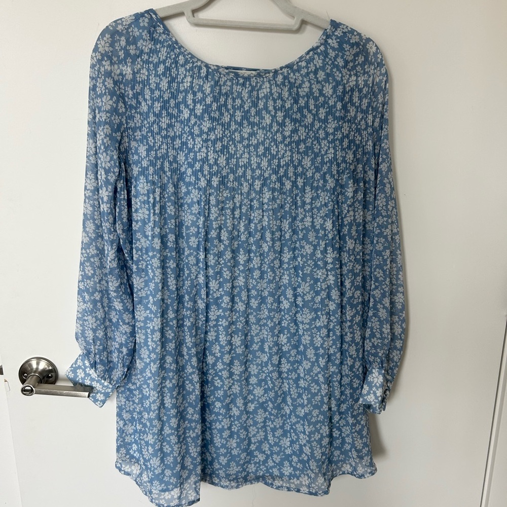 Blue floral shift dress with open back